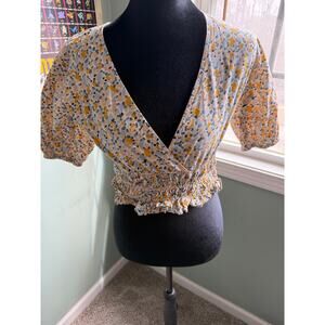 Sim & Sam Women’s Size S Speckled Print Wrap Blouse Puff Sleeve Smocked Crop Top